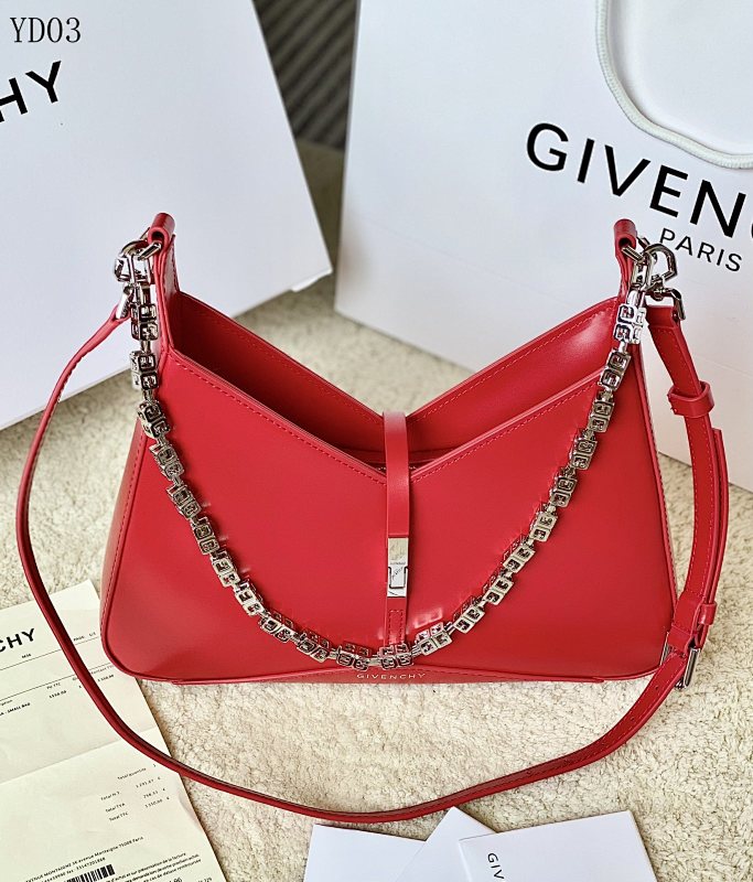 Givnchee YD0383 Red Leather Shoulder Bag with Chain Strap