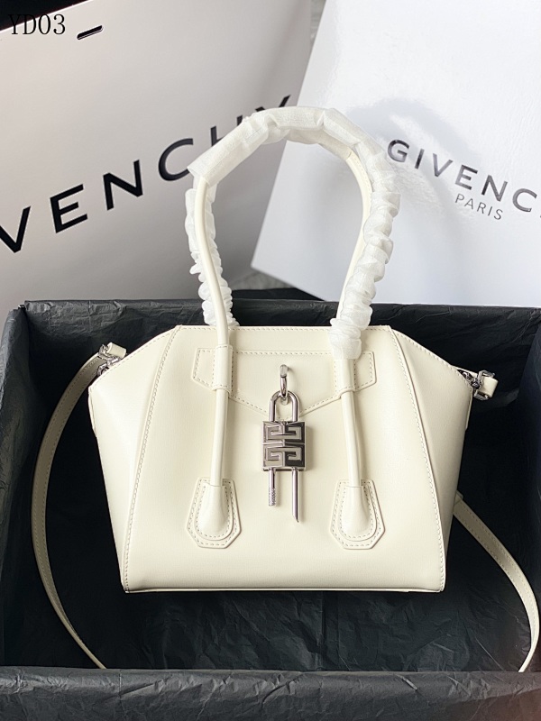 Givnchee Antigona YD0395 White Leather Tote Bag