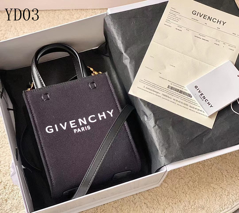 Givnchee YD03 320 Tote Bag