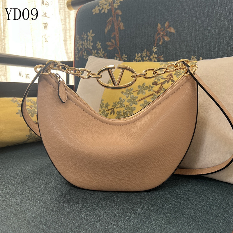 Valentiino YD0970 Small Rockstud Chain Shoulder Bag