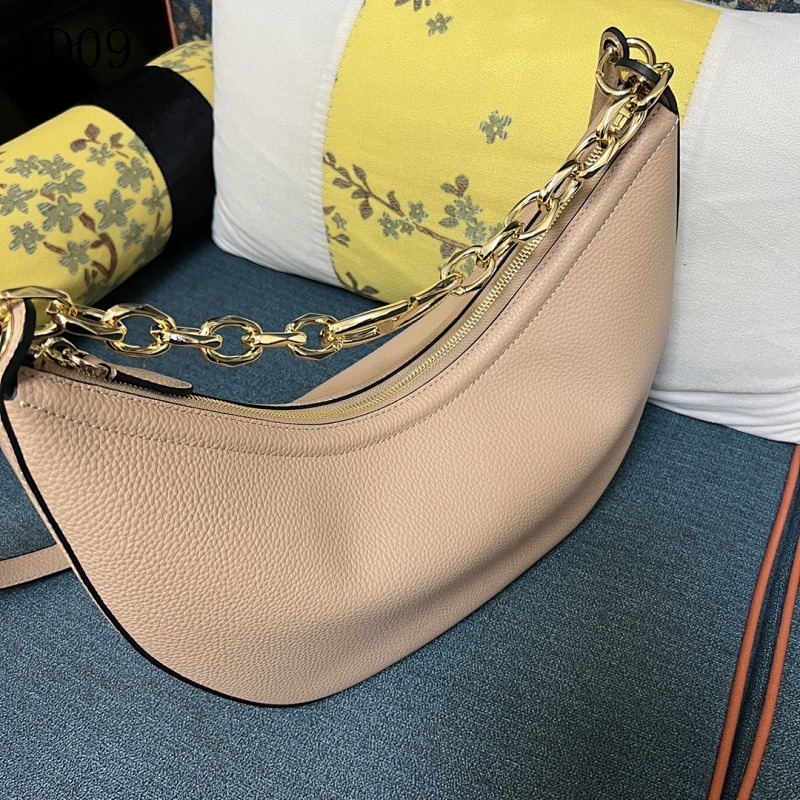 Valentiino YD0974 Large VLogo Chain Shoulder Bag