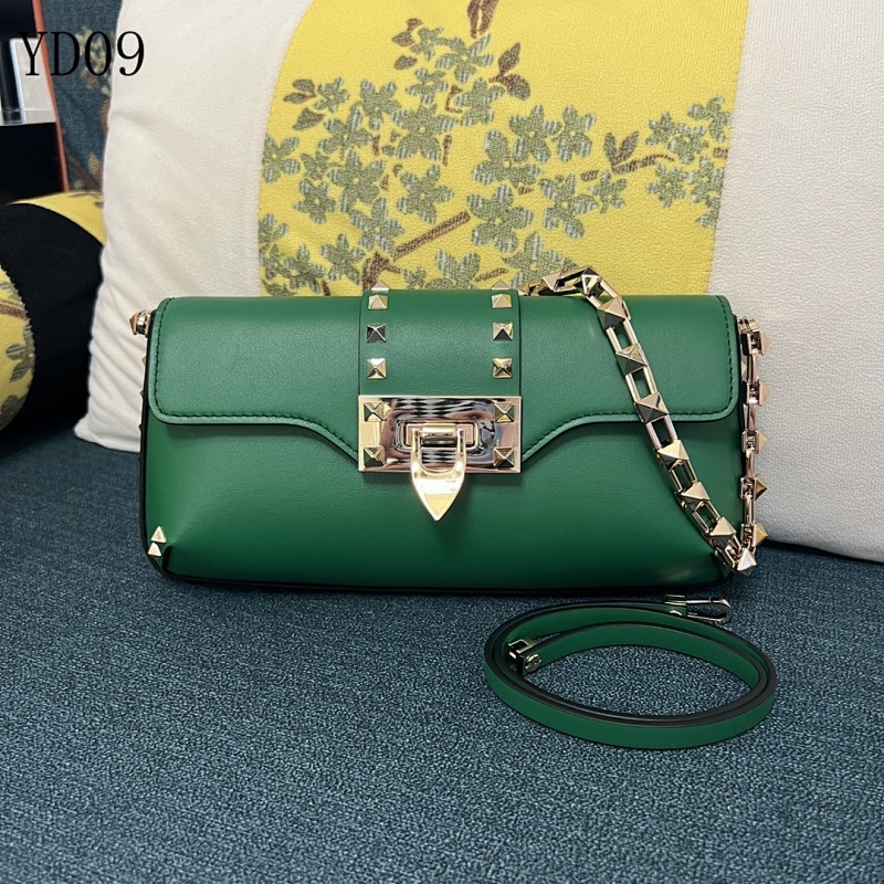 Valentiino YD0976 GARAVANI ROCKSTUD Calfskin Handbag