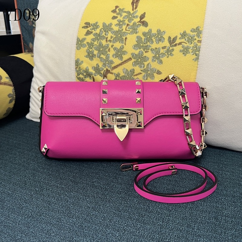 Valentiino YD09 Rockstud Leather Shoulder Bag