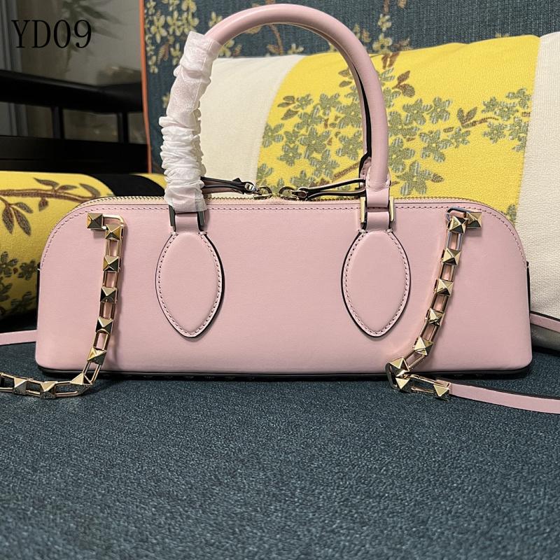 Valentiino YD0978 GARAVANI ROCKSTUD E/W Small Cowhide Handbag