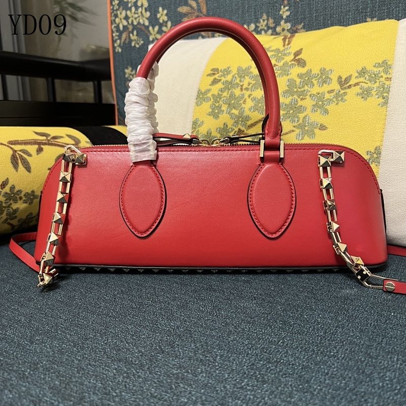 Valentiino YD0978 Small Rockstud Shoulder Bag