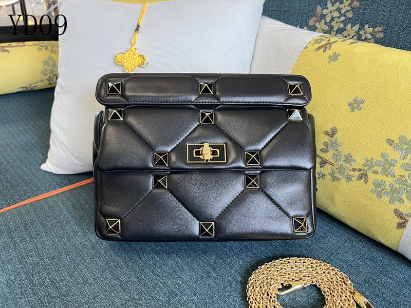 Valentiino YD0982 Rockstud Leather Shoulder Bag