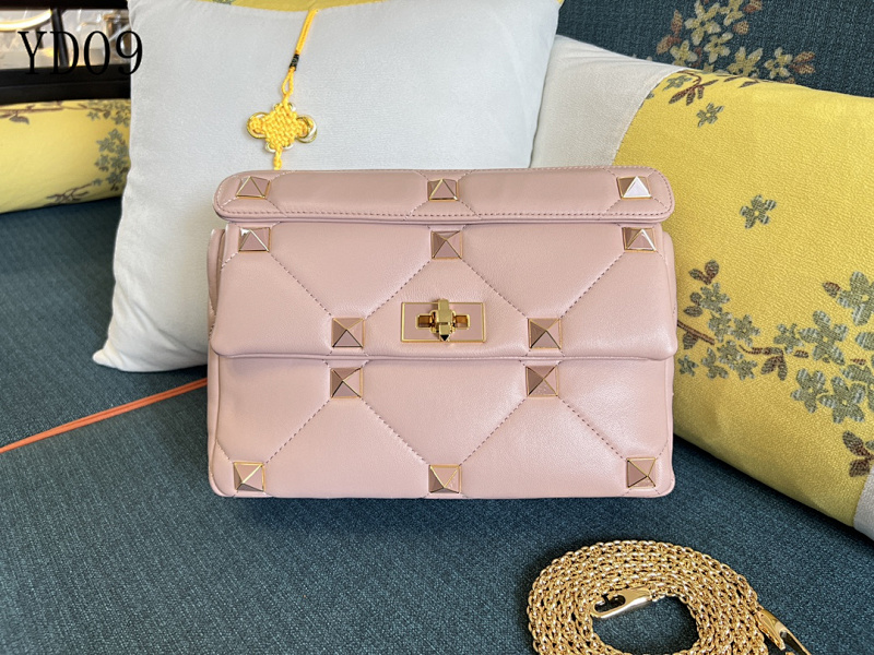 Valentiino YD0982 Large Tote Bag – Luxe Pink Leather