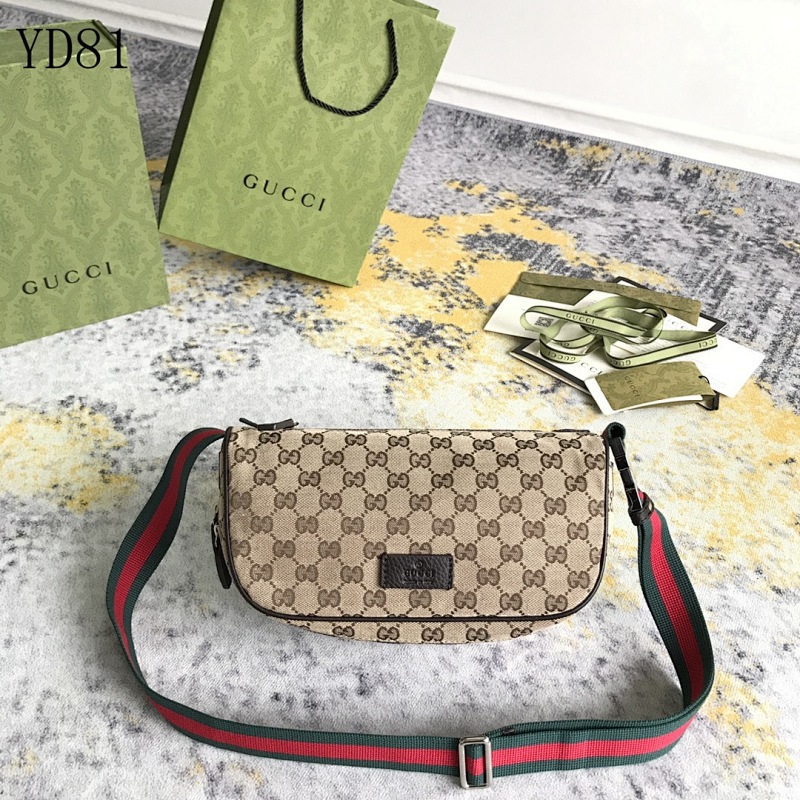 Gucc1 YD8129 GG Supreme Crossbody Bag
