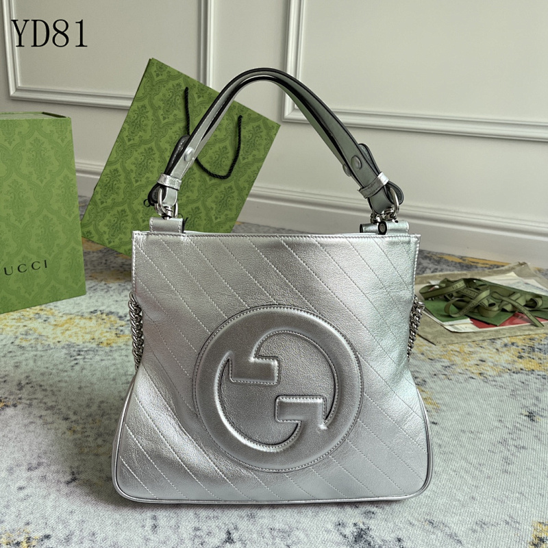 Gucc1 YD81 Silver Quilted Leather Shoulder Bag