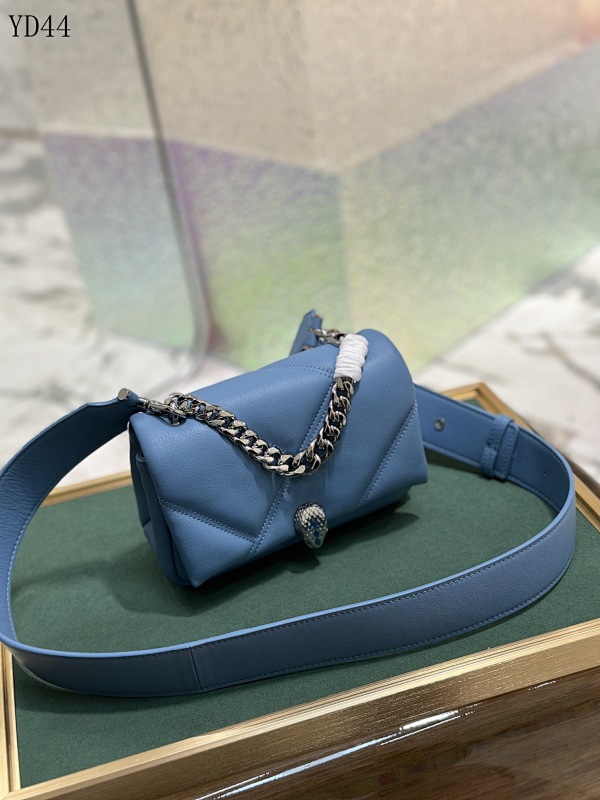 cover-151646598 Bvl8ariii YD4485 Serpenti Clutch Bag