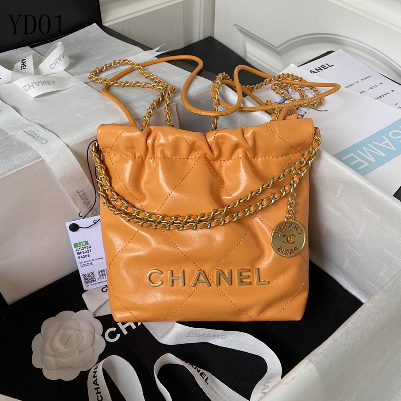 CHANELL YD01 Quilted Leather Shoulder Bag