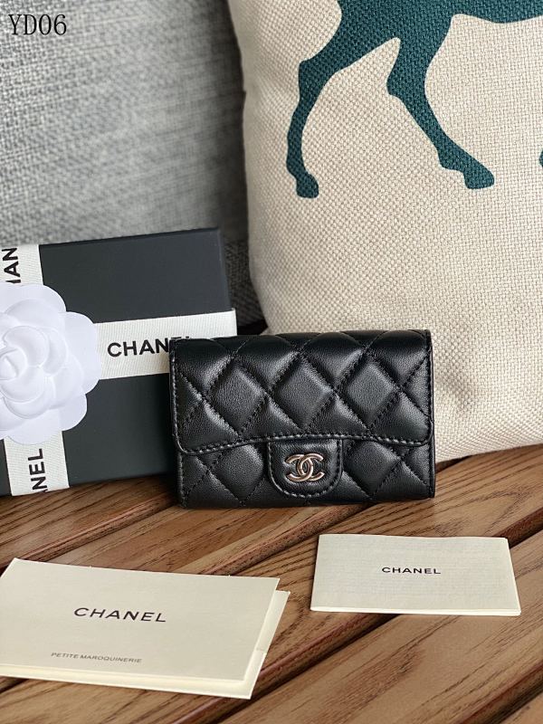 Chan3l YD06014 Quilted Leather Card Holder
