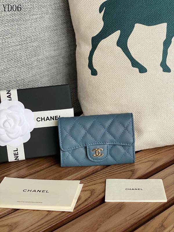 Chan3l YD06014 Quilted Calfskin Card Holder