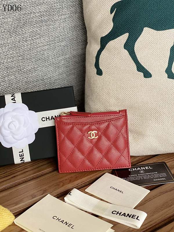 cover-157223357 Chan3l YD06012 Quilted Leather Wallet