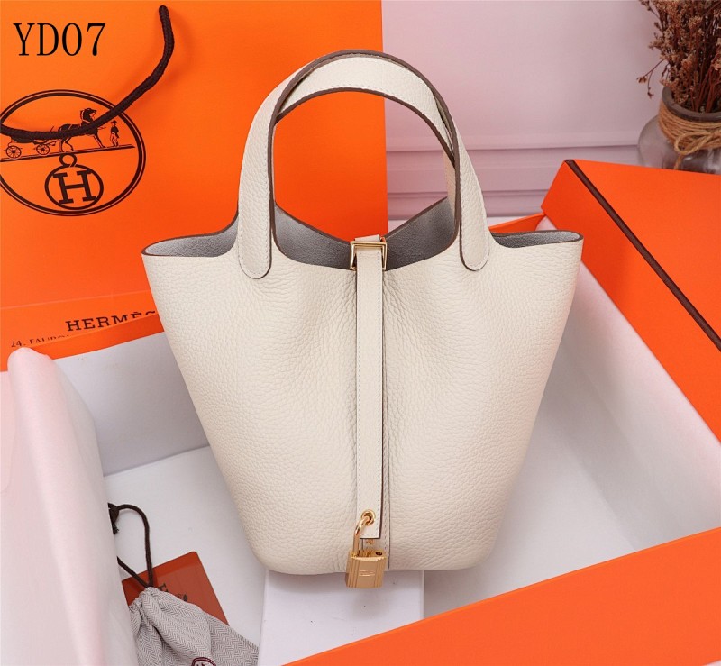 cover-160499124 Hermès YD07 Picnic Basket Bag