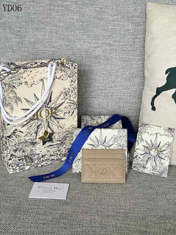 Diiior S5130 Wallet Clutch – Beige Leather