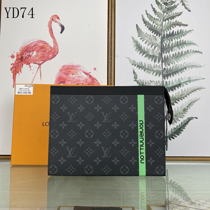 LVutton M61692 Pochette Voyage Medium Handbag