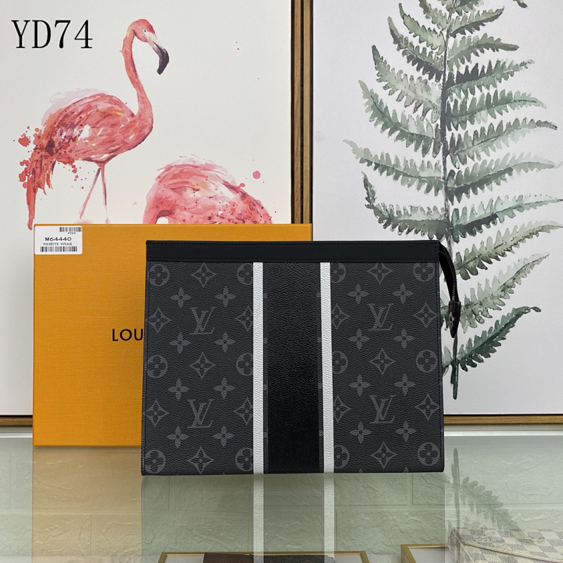 LVutton M64440 Pochette Voyage Medium Bag