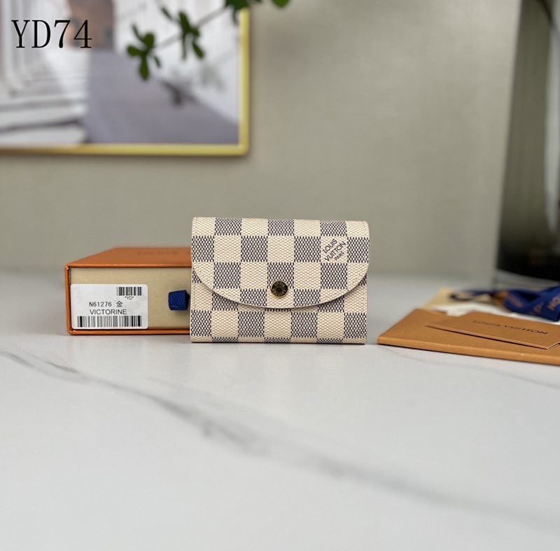 cover-160590178 LVutton YD74015 Mini Wallet with Damier Azur Pattern