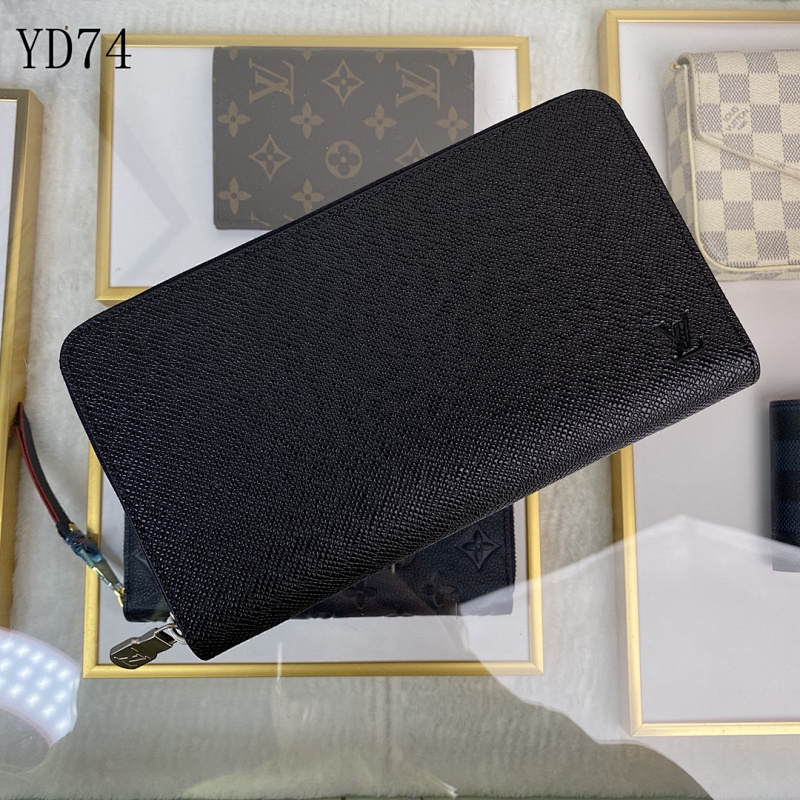 LVutton M30056 Zippy Organizer Crosshatch Wallet