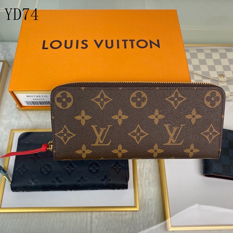 cover-160591328 LVutton M60742 Red Clémence Wallet