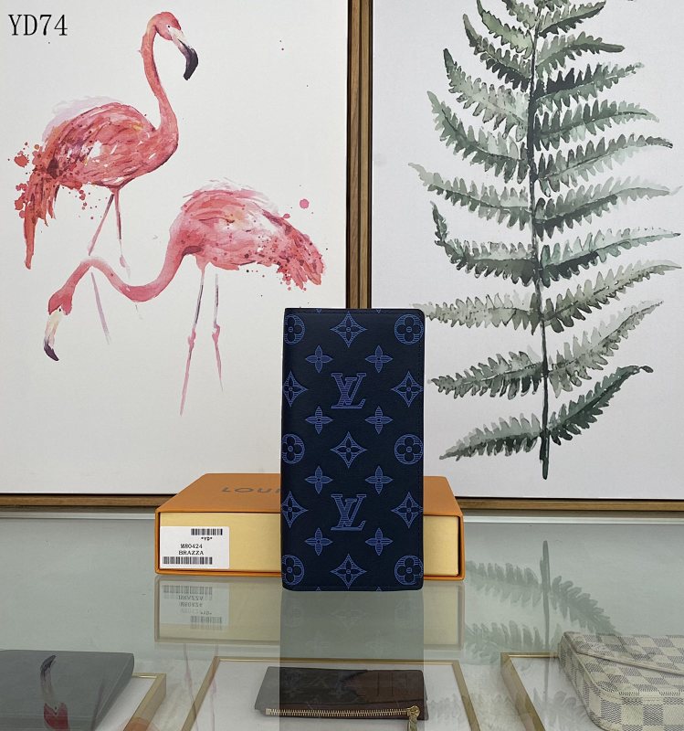 cover-160591443 LVutton M80424 Brazza Wallet in Monogram Shadow Leather