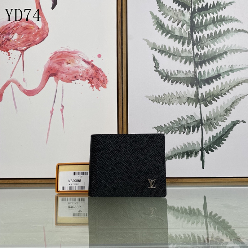 LVutton M30295 Taïga Leather Wallet