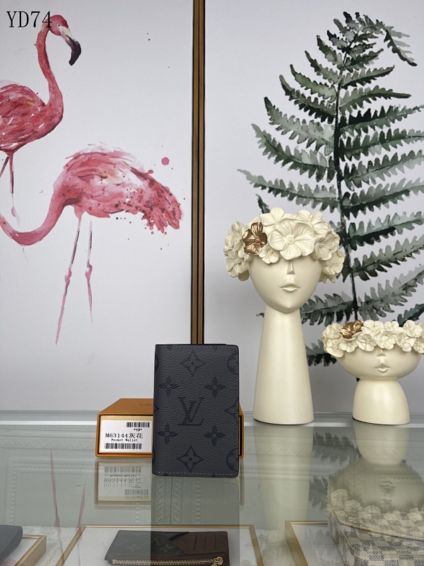 LVutton M63144 Gray Flower Card Holder