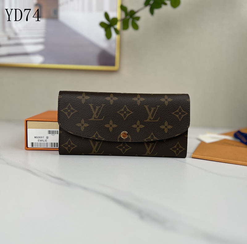 cover-160593587 LVutton M60697 Emilie Wallet Pink Gold Hardware