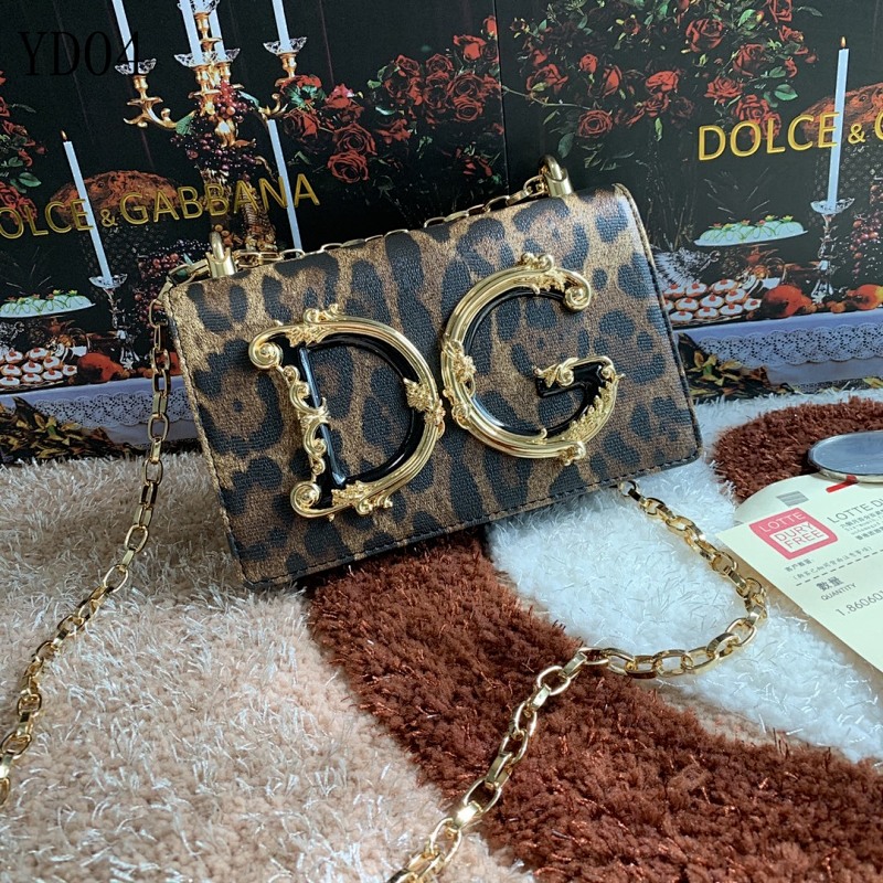 Dolce & Gabbana YD04 Leopard Print Clutch Bag