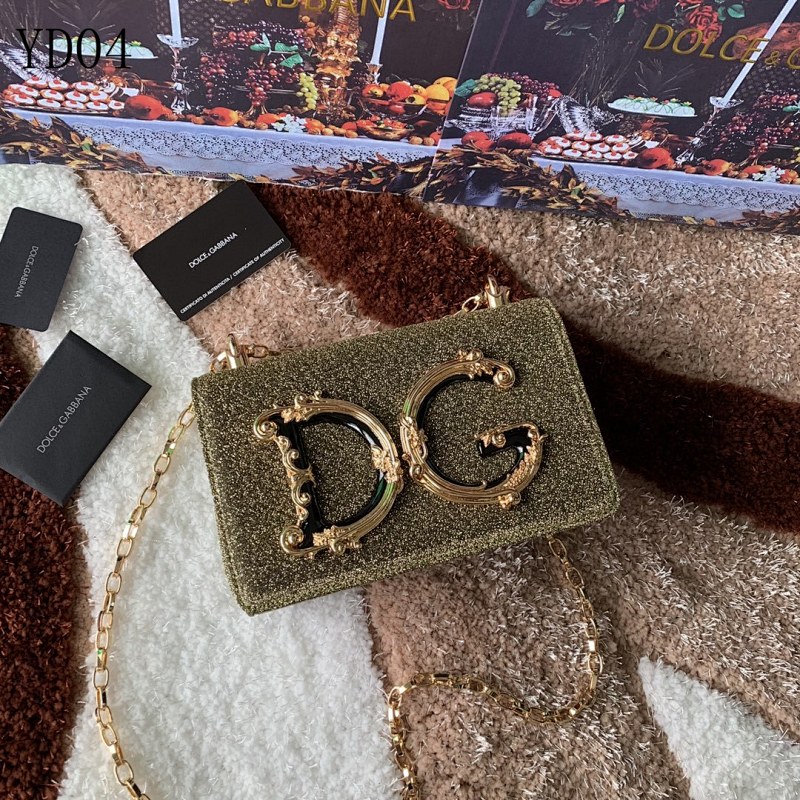 cover-161503124 Dolce&Gabbana DG Girls Bag Model 4153