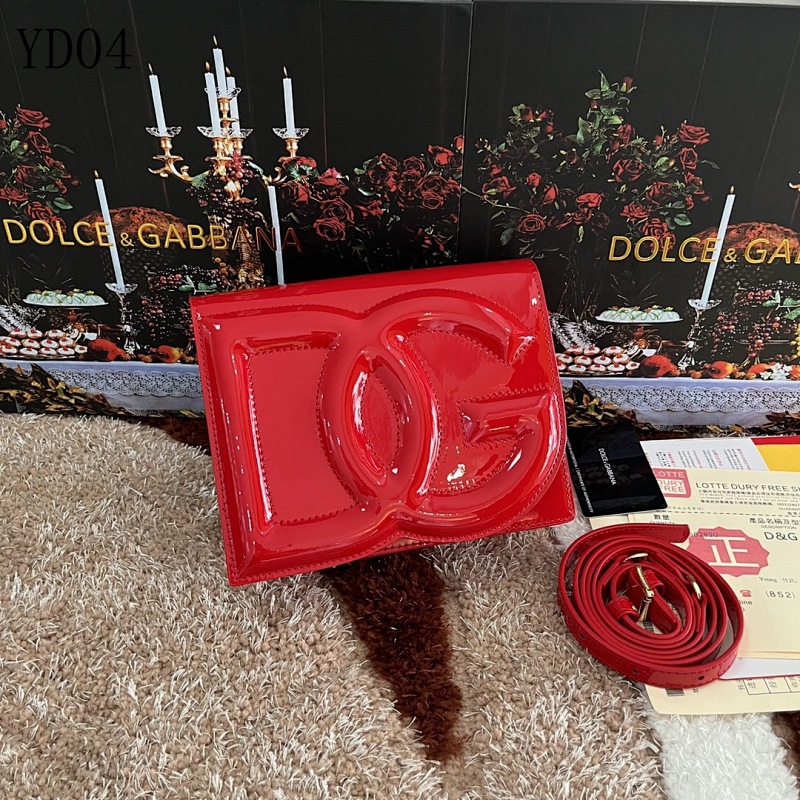 Dolce & Gabbana DG Logo Patent Leather Clutch Bag