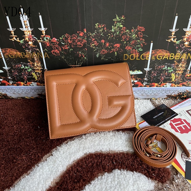 Dolce & Gabbana DG Logo Clutch Bag Model 5515
