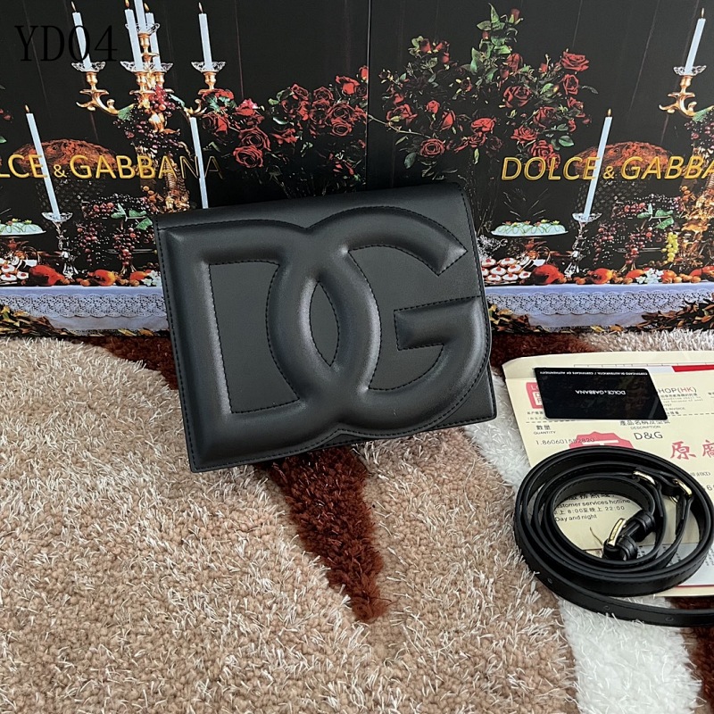 Dolce & Gabbana DG Logo Clutch Bag Model 5515