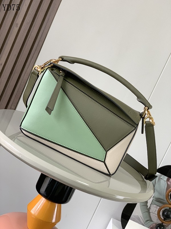 L03wee Puzzle Bag Model 9005 – Geometric Color-Block Leather Handbag