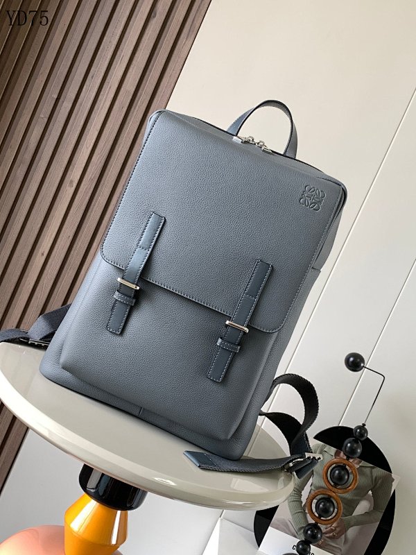 L03wee 9024 Grey Leather Backpack