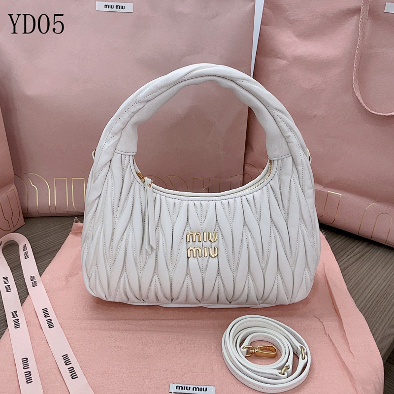 MiuuMiuu 5BC153 MiuWander Quilted Shoulder Bag