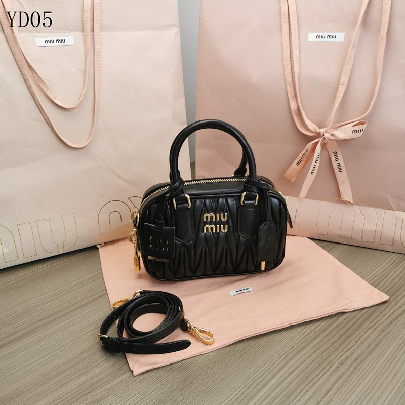 cover-161844178 MiuuMiuu 5BB123 Too Pretty Bowling Bag