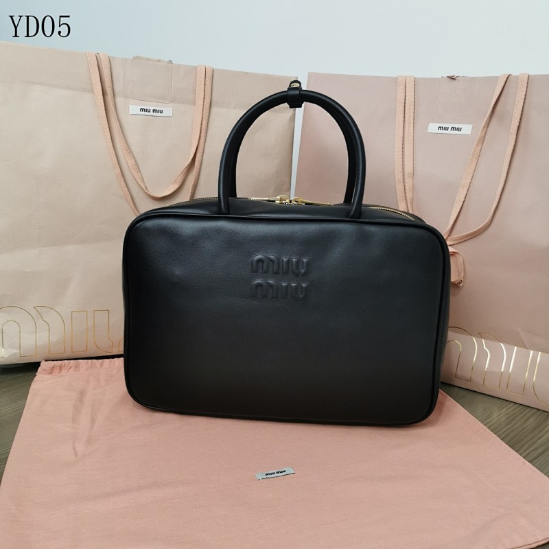 MiuuMiuu 5BB117: Black Leather Top-Handle Bag