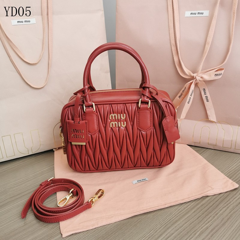 MiuuMiuu YD05 Quilted Top Handle Bag
