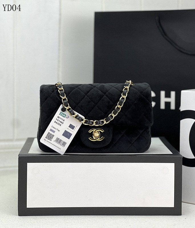cover-162045231 CHANELL Classic Flap Bag Model 1116