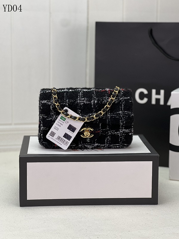 CHANELL Model 1116 Tweed Flap Bag