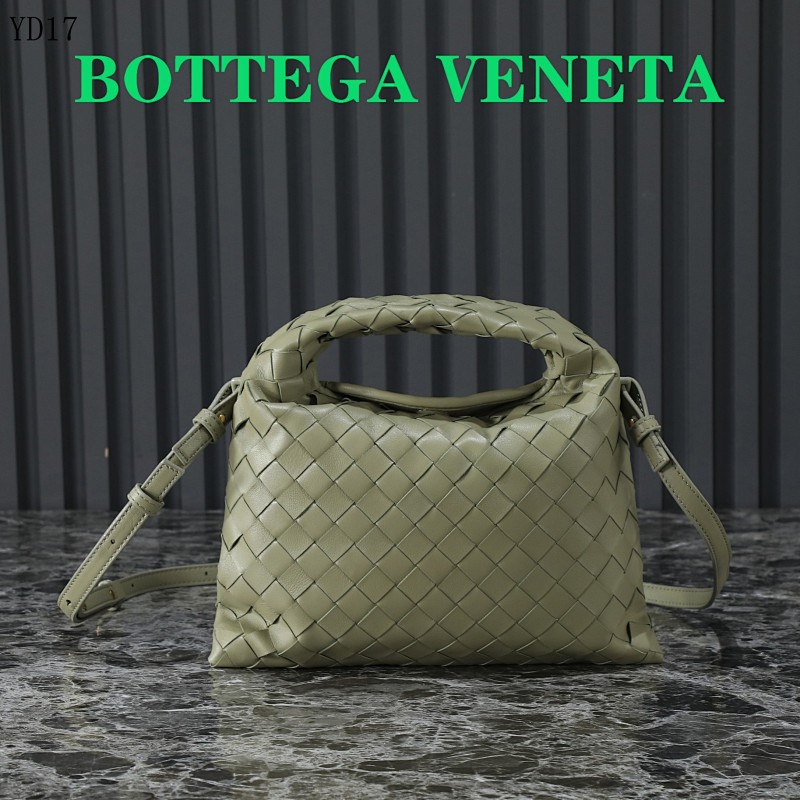 BotegaaVeneta – Model 777586 Woven Leather Crossbody Bag