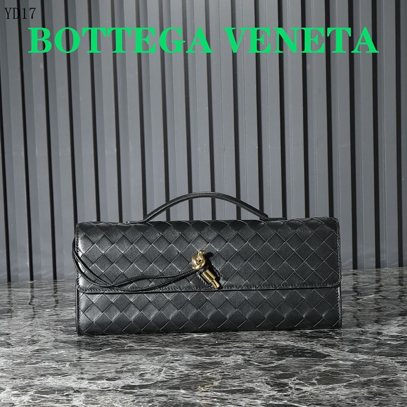BotegaaVeneta Model 741511 Leather Tote Bag