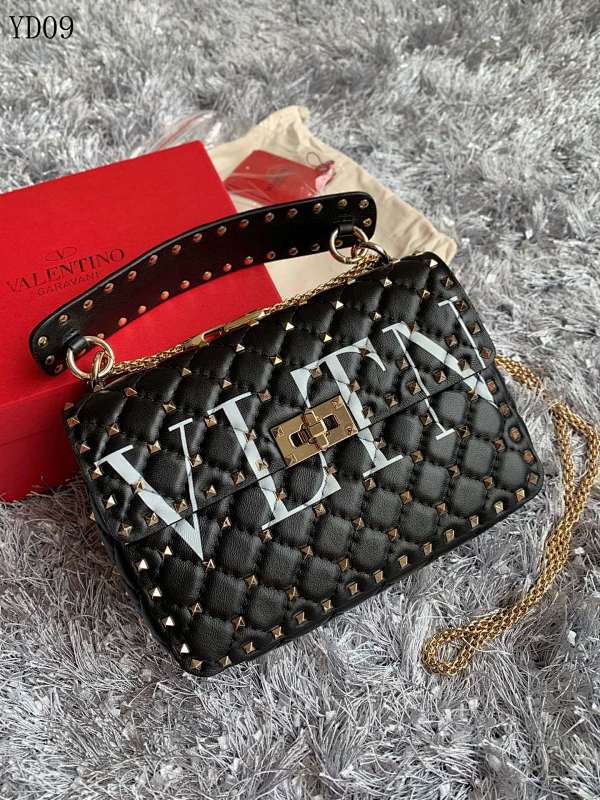 Valentiino Rockstud VLTN Quilted Leather Shoulder Bag