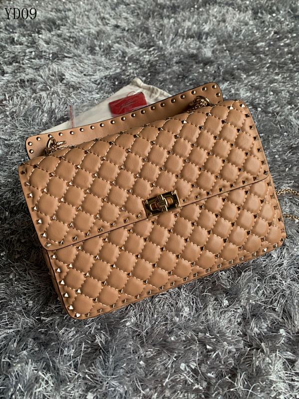 cover-162223463 Valentiino Rockstud Medium Quilted Leather Shoulder Bag