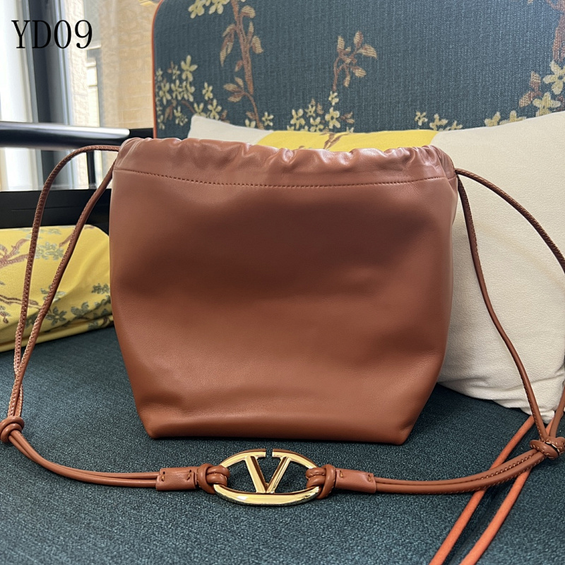 Valentiino Garavani YD09 Large Tote Bag