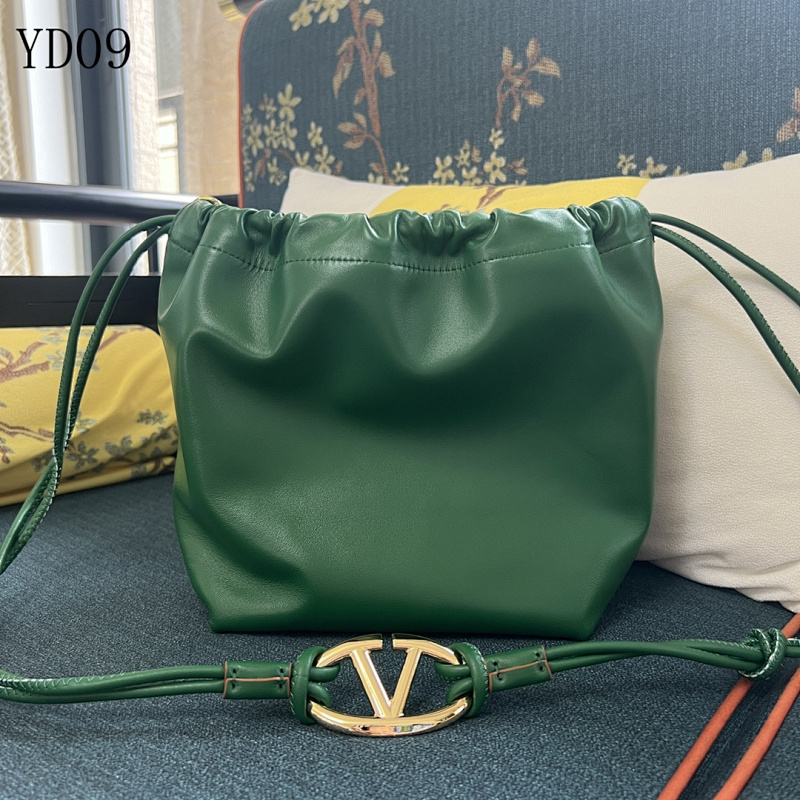 Valentiino Garavani VLogo Tote Bag – Large