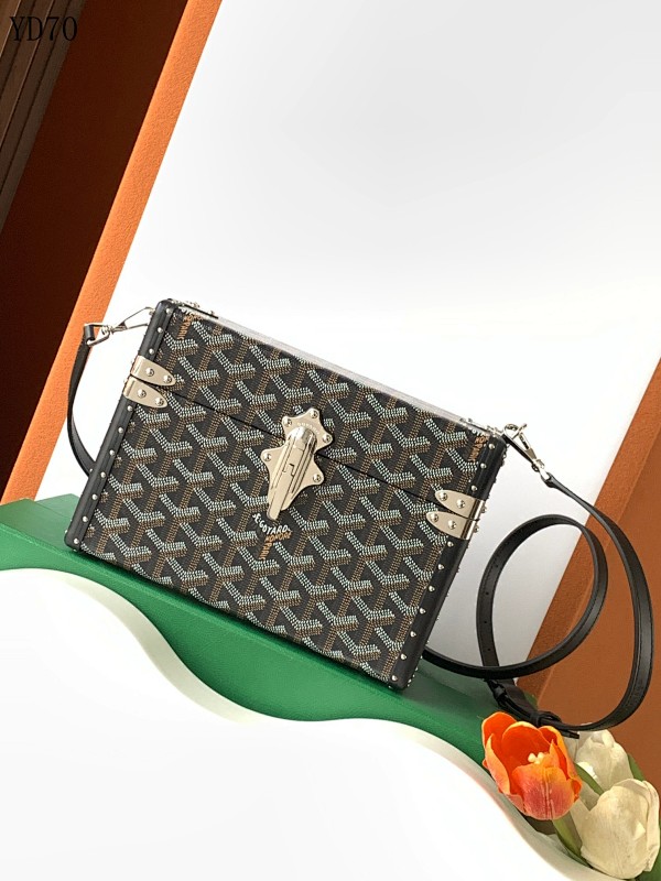 Goyarrd Saint Louis Clutch Bag