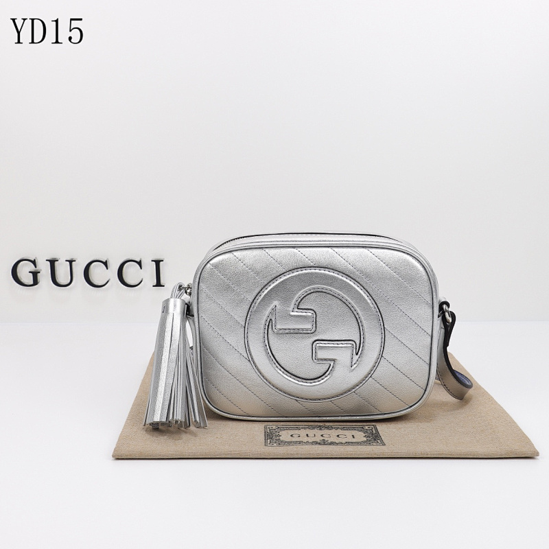 cover-164770192 Gucc1 YD15 Silver Quilted Leather Crossbody Bag